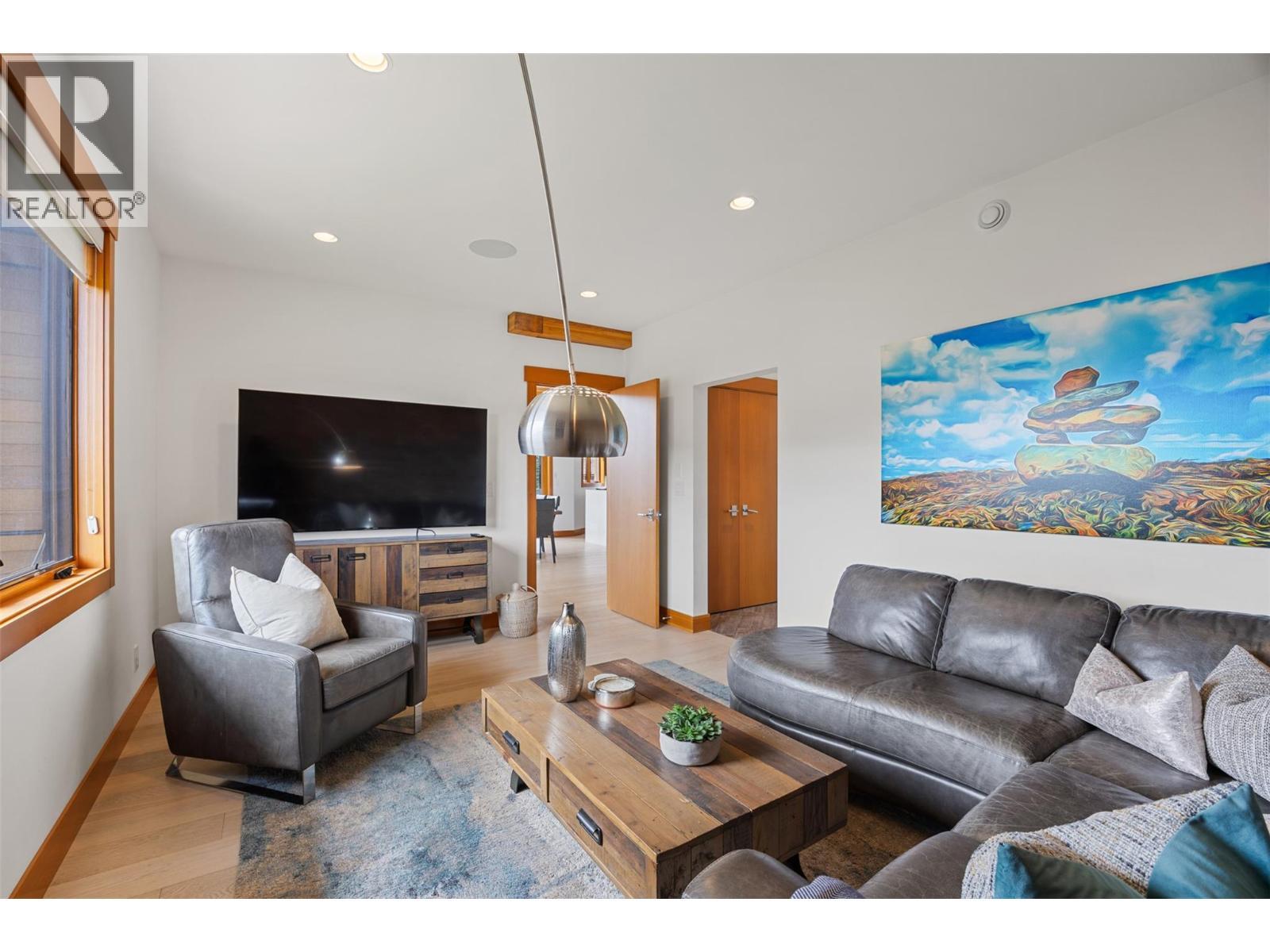 4249 Bella Vista Drive, Sun Peaks, BC