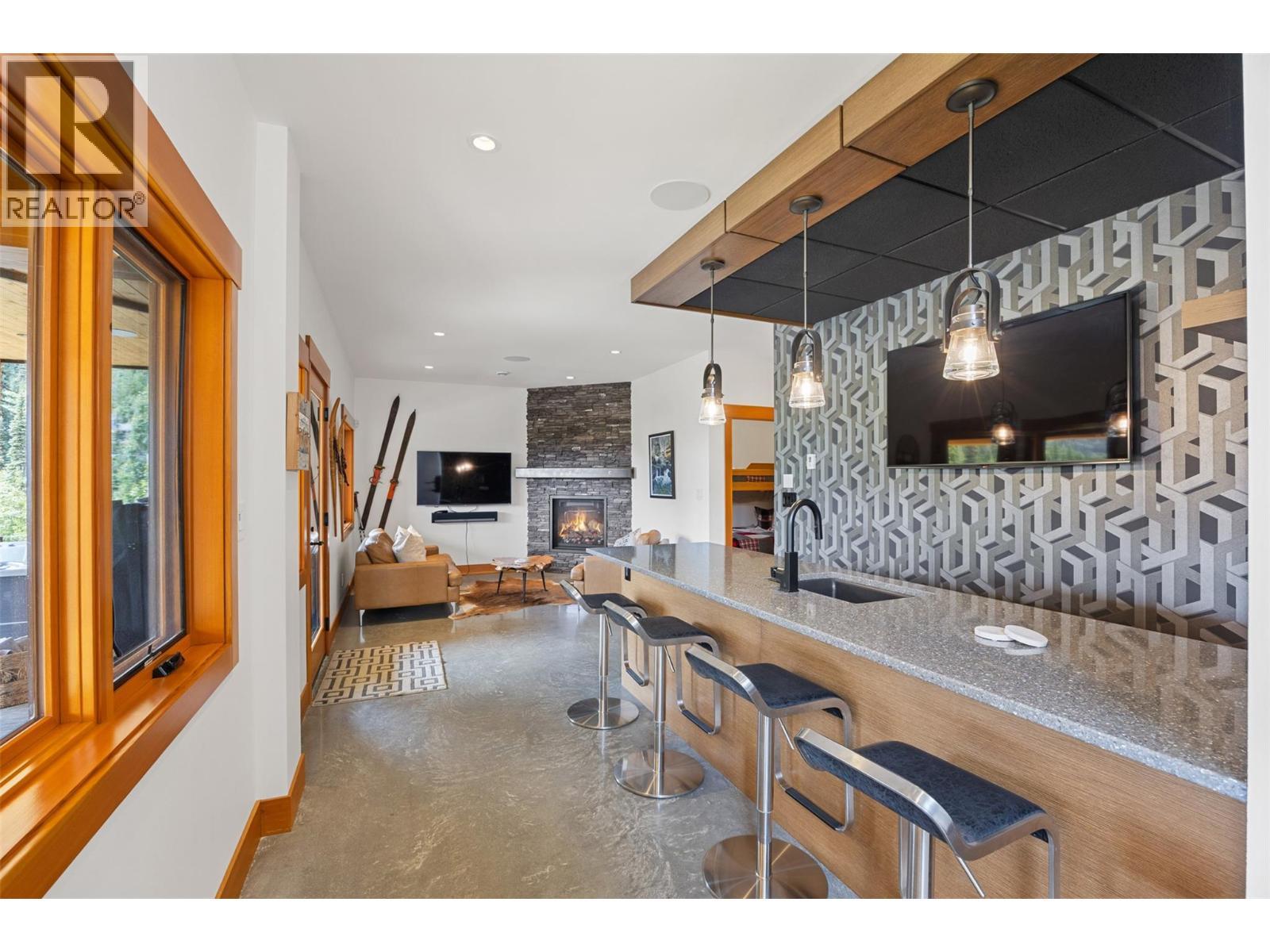 4249 Bella Vista Drive, Sun Peaks, BC