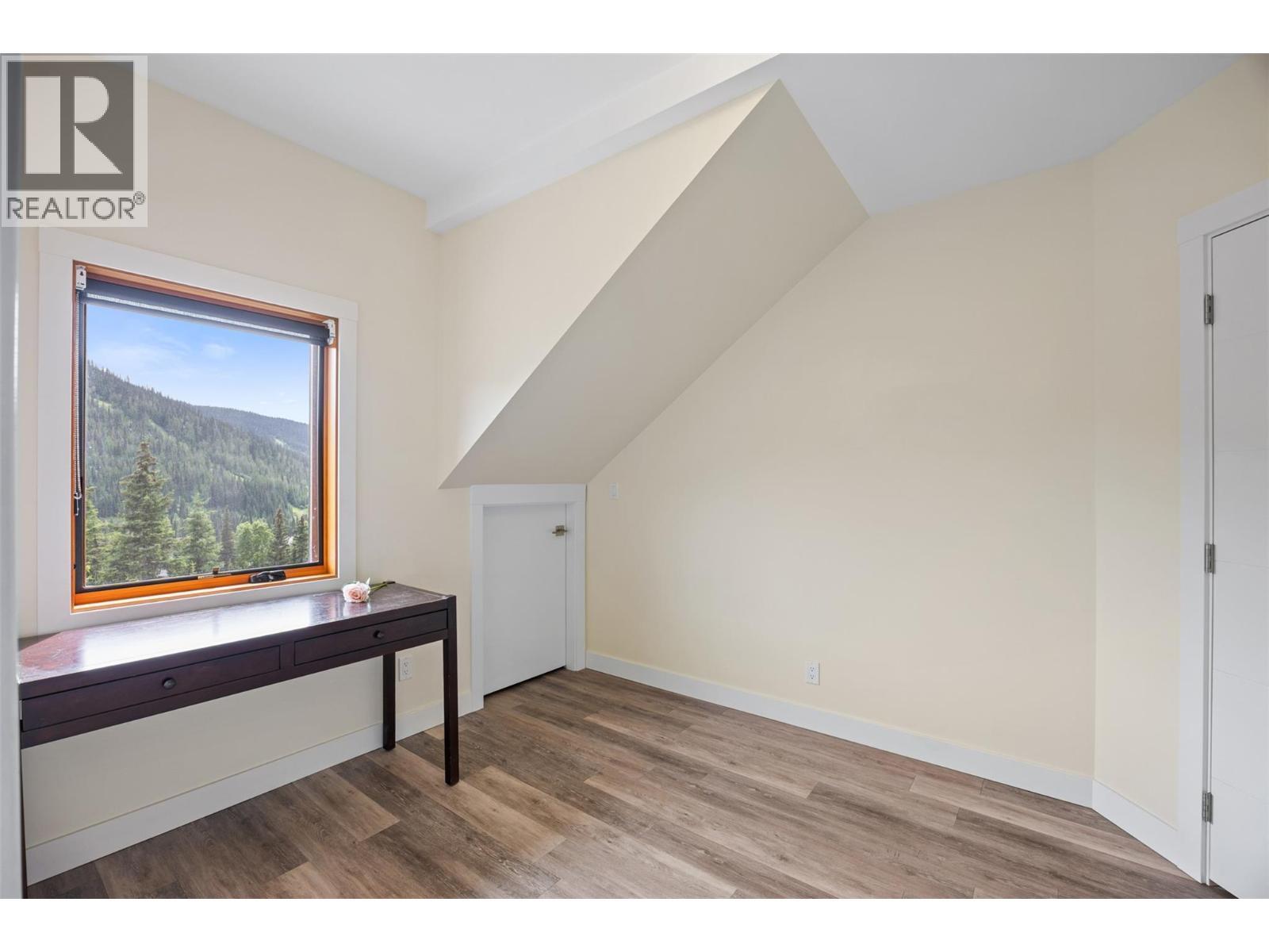 4249 Bella Vista Drive, Sun Peaks, BC
