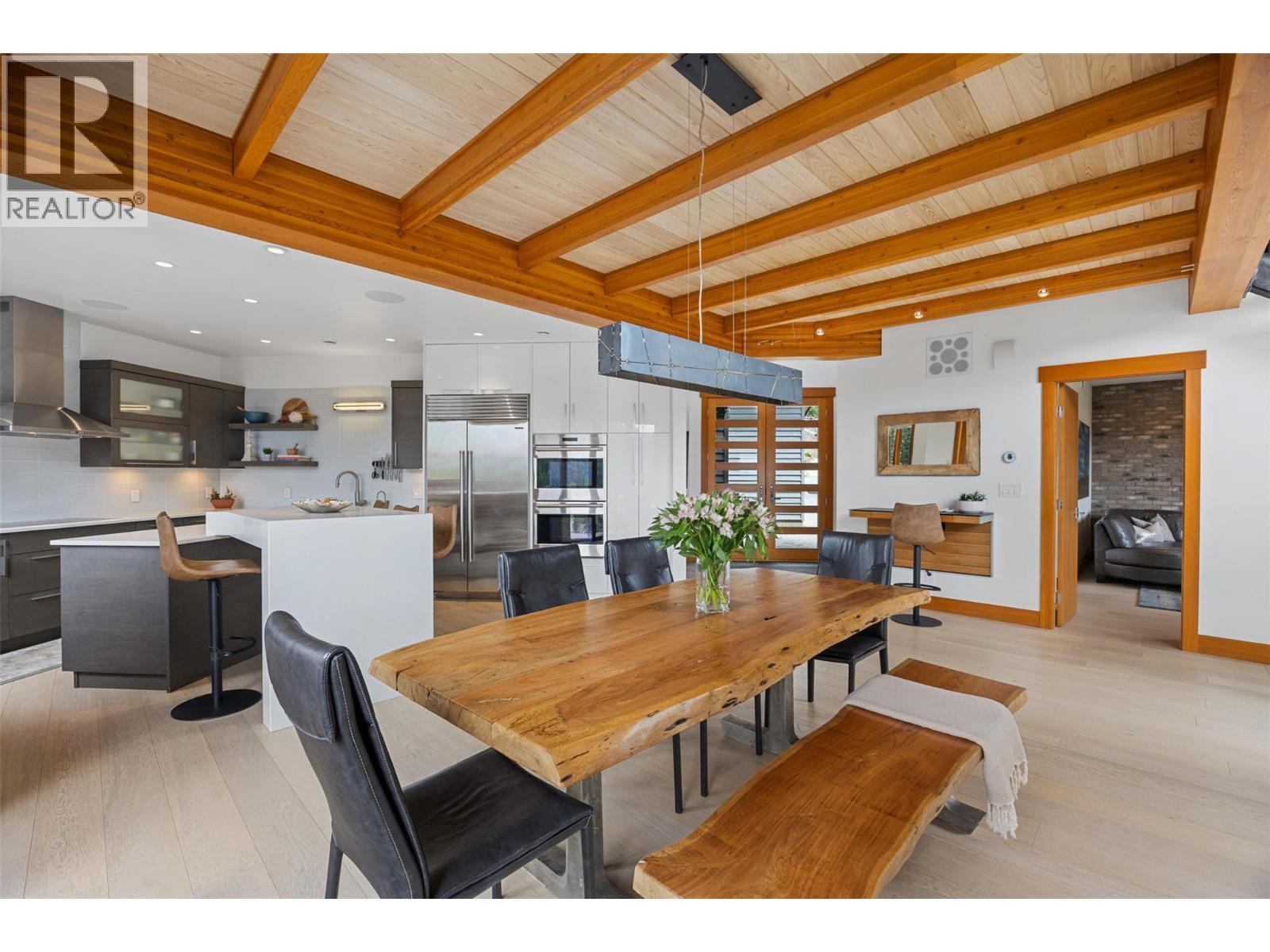 4249 Bella Vista Drive, Sun Peaks, BC