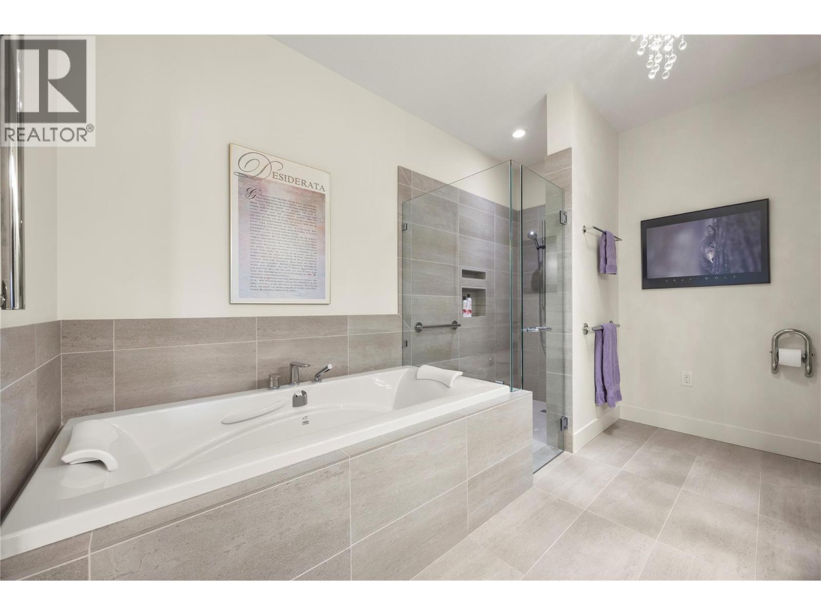 2442 Bella Vista Street, Kelowna, BC