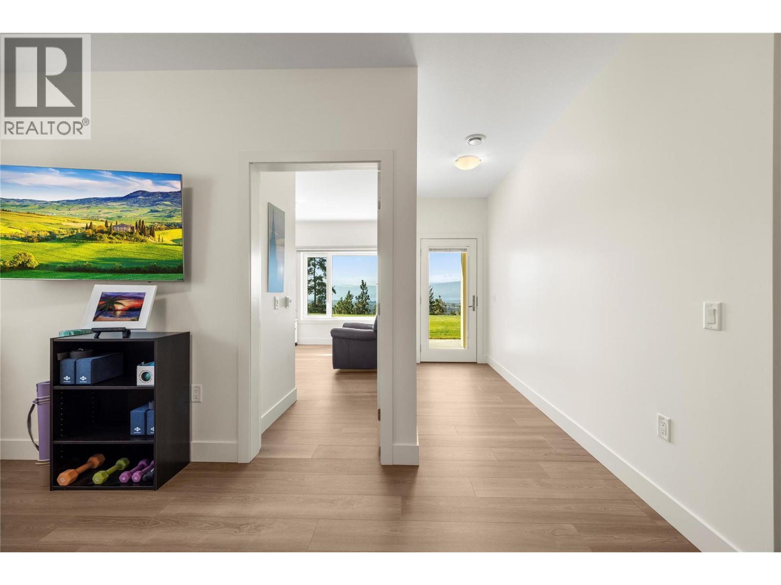 Walk out lower level - 2442 Bella Vista Street, Kelowna, BC