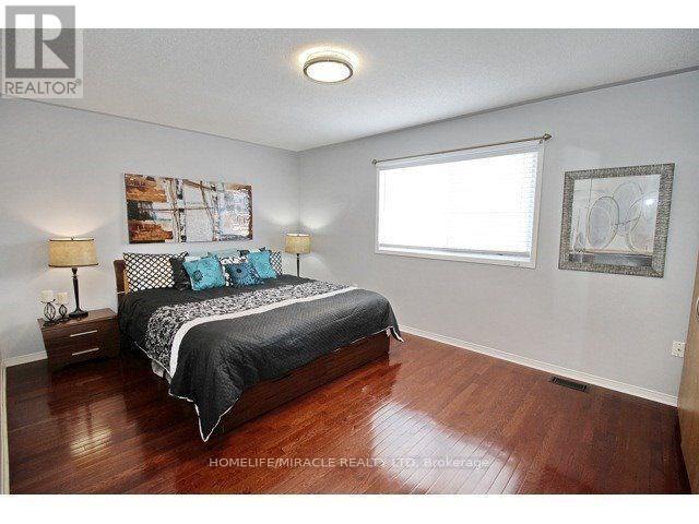 3157 Bentley Drive, Mississauga, ON