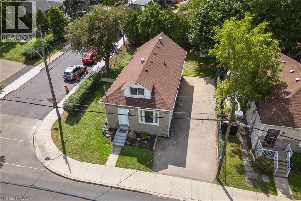 95 Fennell Avenue W, Hamilton, ON