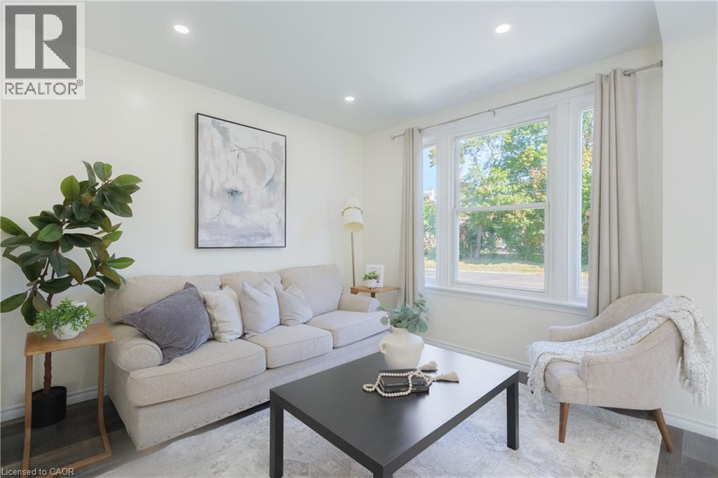 95 Fennell Avenue W, Hamilton, ON