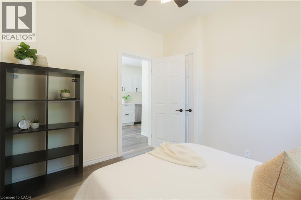 95 Fennell Avenue W, Hamilton, ON