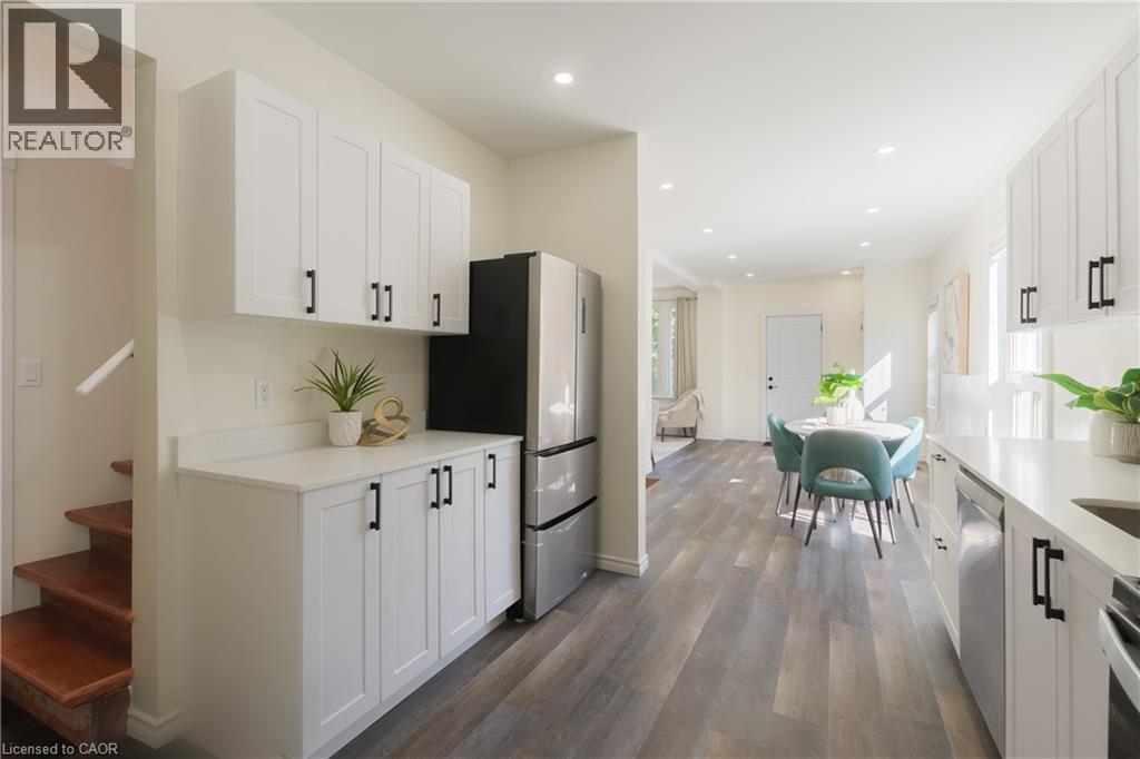 95 Fennell Avenue W, Hamilton, ON