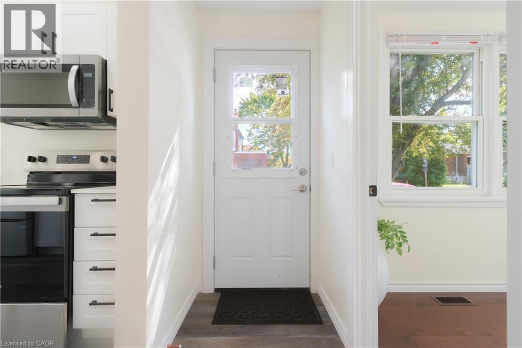 95 Fennell Avenue W, Hamilton, ON