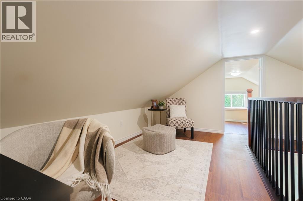 95 Fennell Avenue W, Hamilton, ON