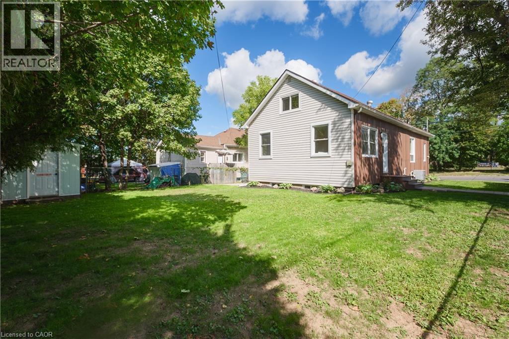 95 Fennell Avenue W, Hamilton, ON