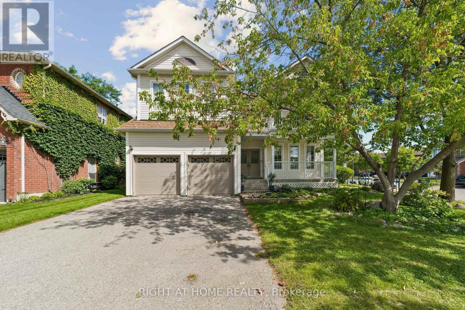 23 Croxall Boulevard, Whitby, ON