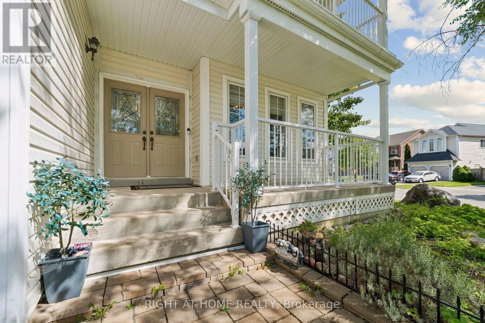 23 Croxall Boulevard, Whitby, ON