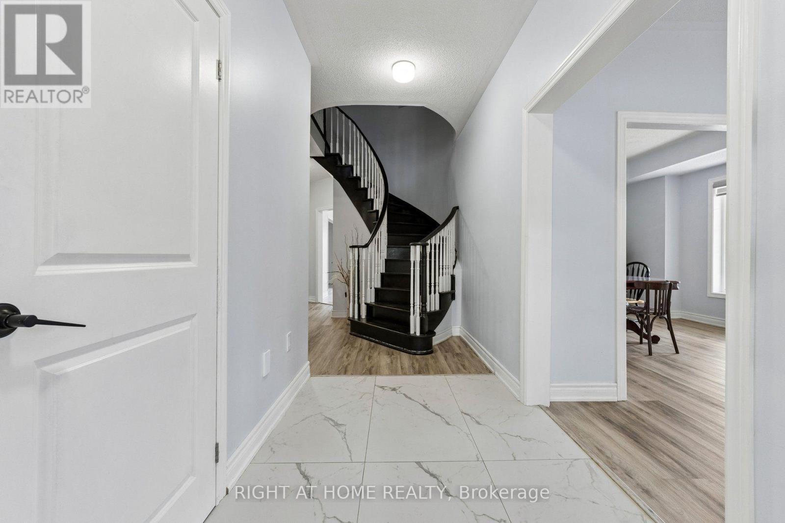 23 Croxall Boulevard, Whitby, ON