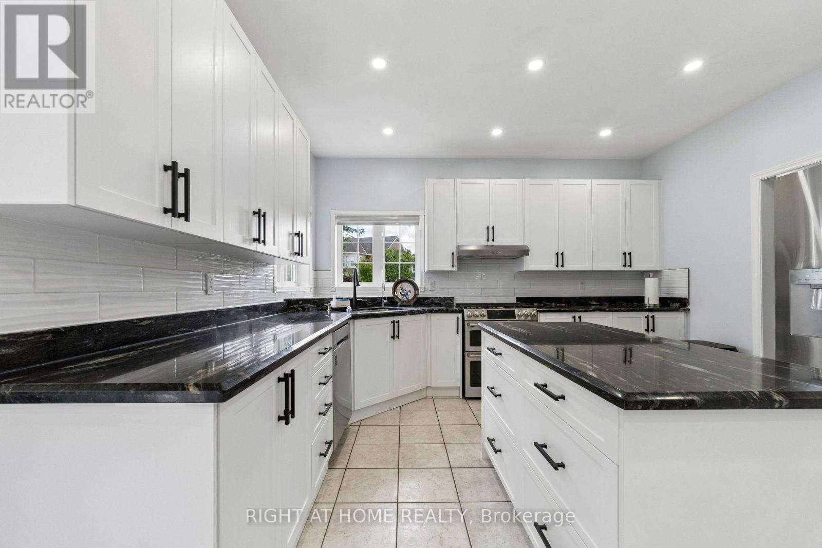 23 Croxall Boulevard, Whitby, ON