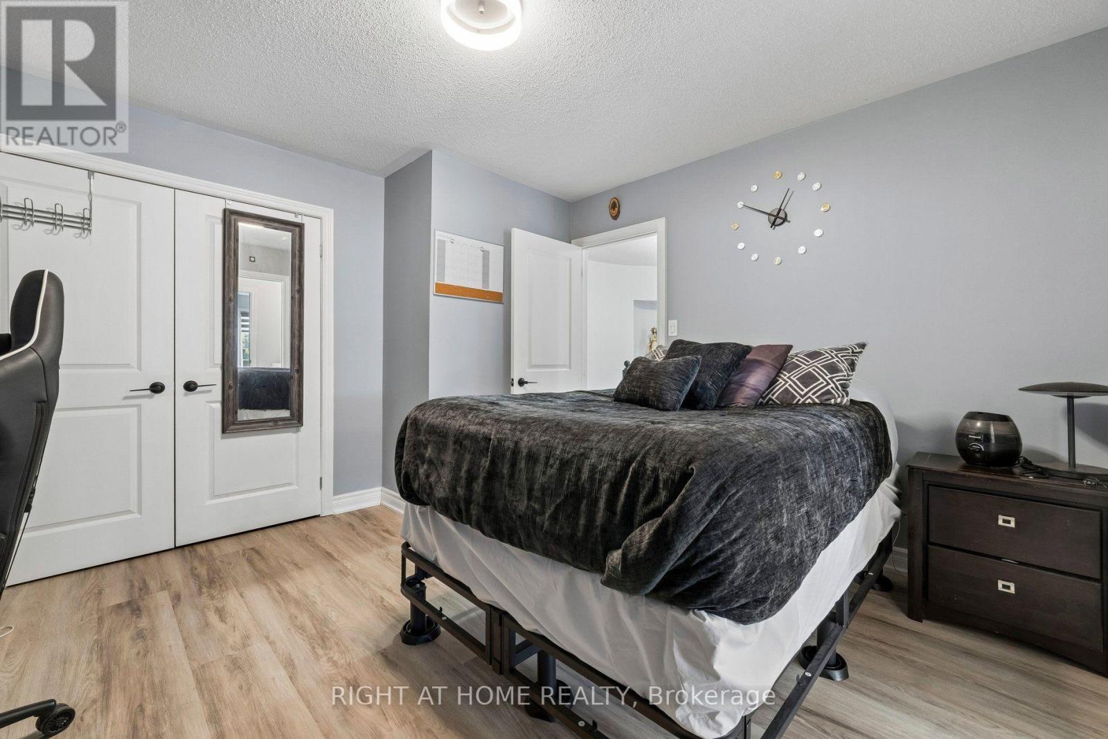 23 Croxall Boulevard, Whitby, ON