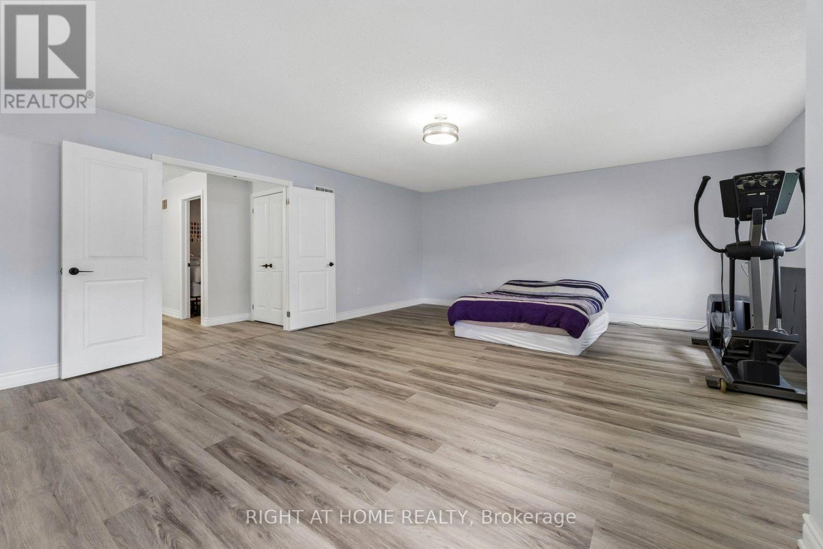 23 Croxall Boulevard, Whitby, ON