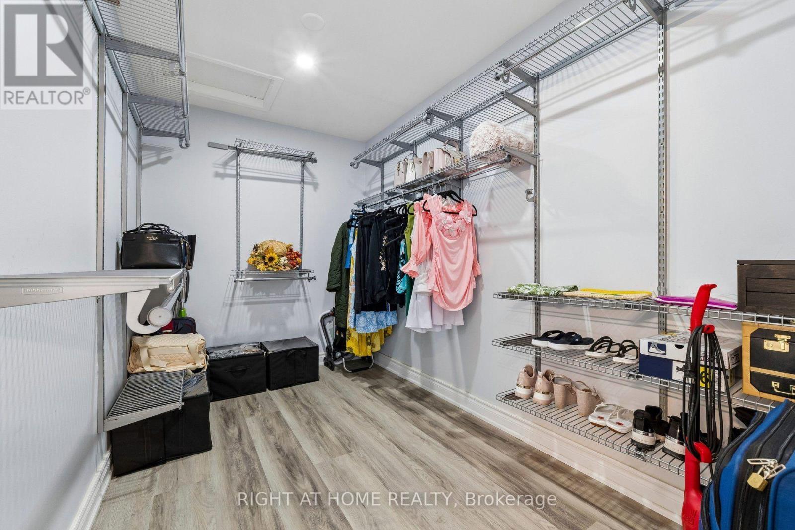 23 Croxall Boulevard, Whitby, ON