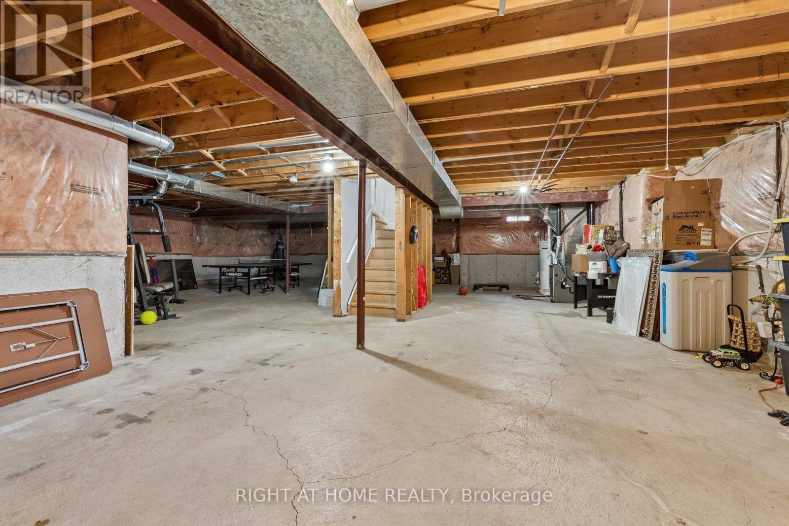 23 Croxall Boulevard, Whitby, ON