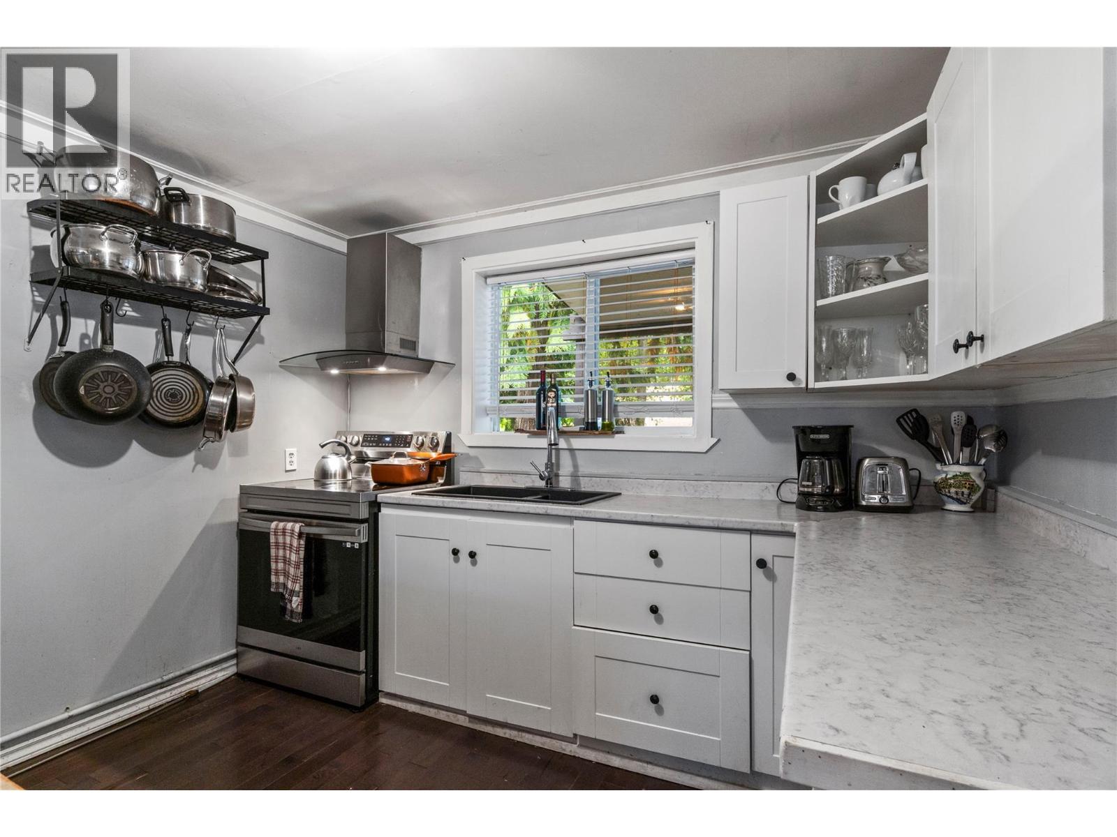 2675 Fraser Road, Anglemont, BC