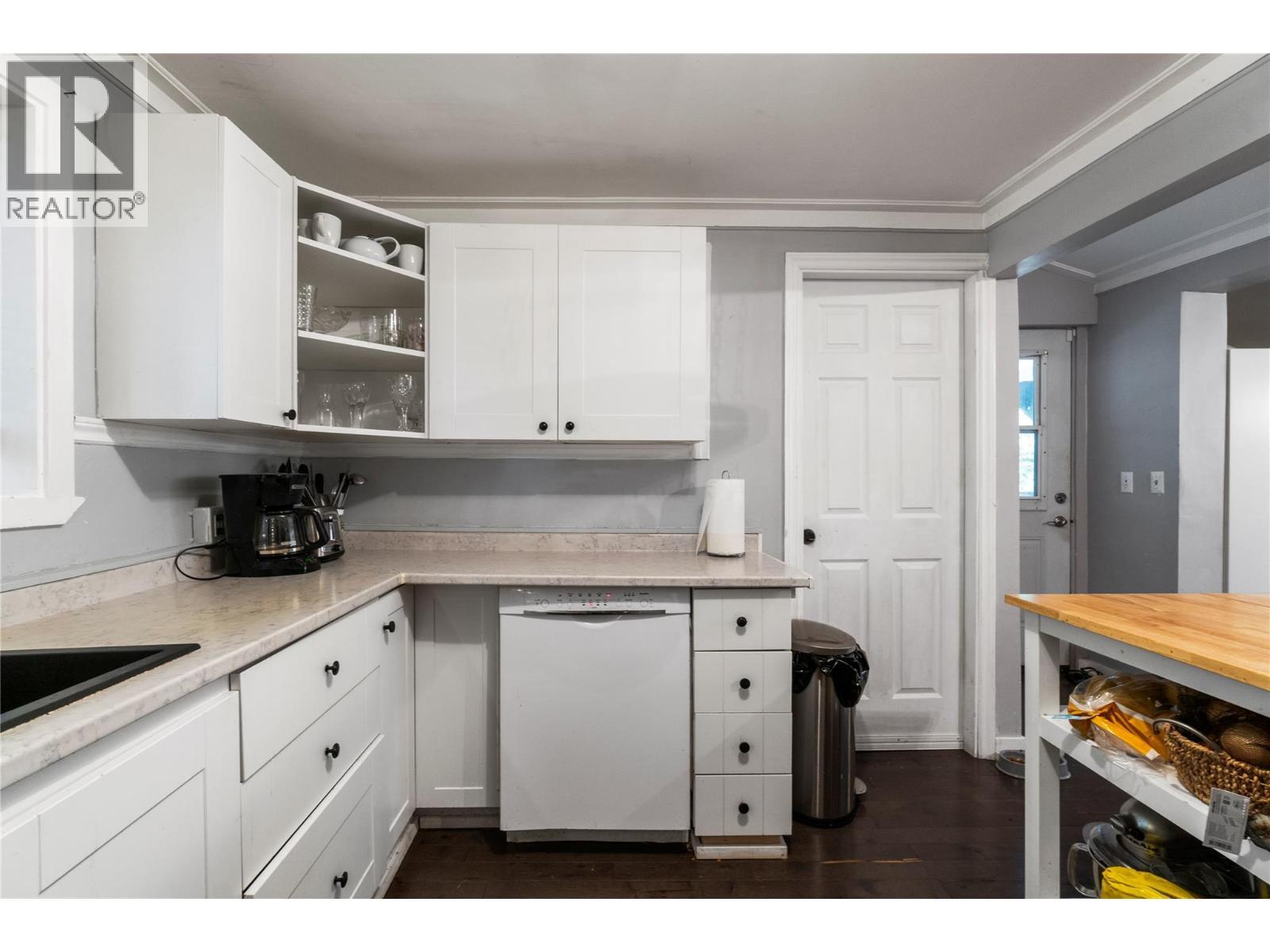 2675 Fraser Road, Anglemont, BC