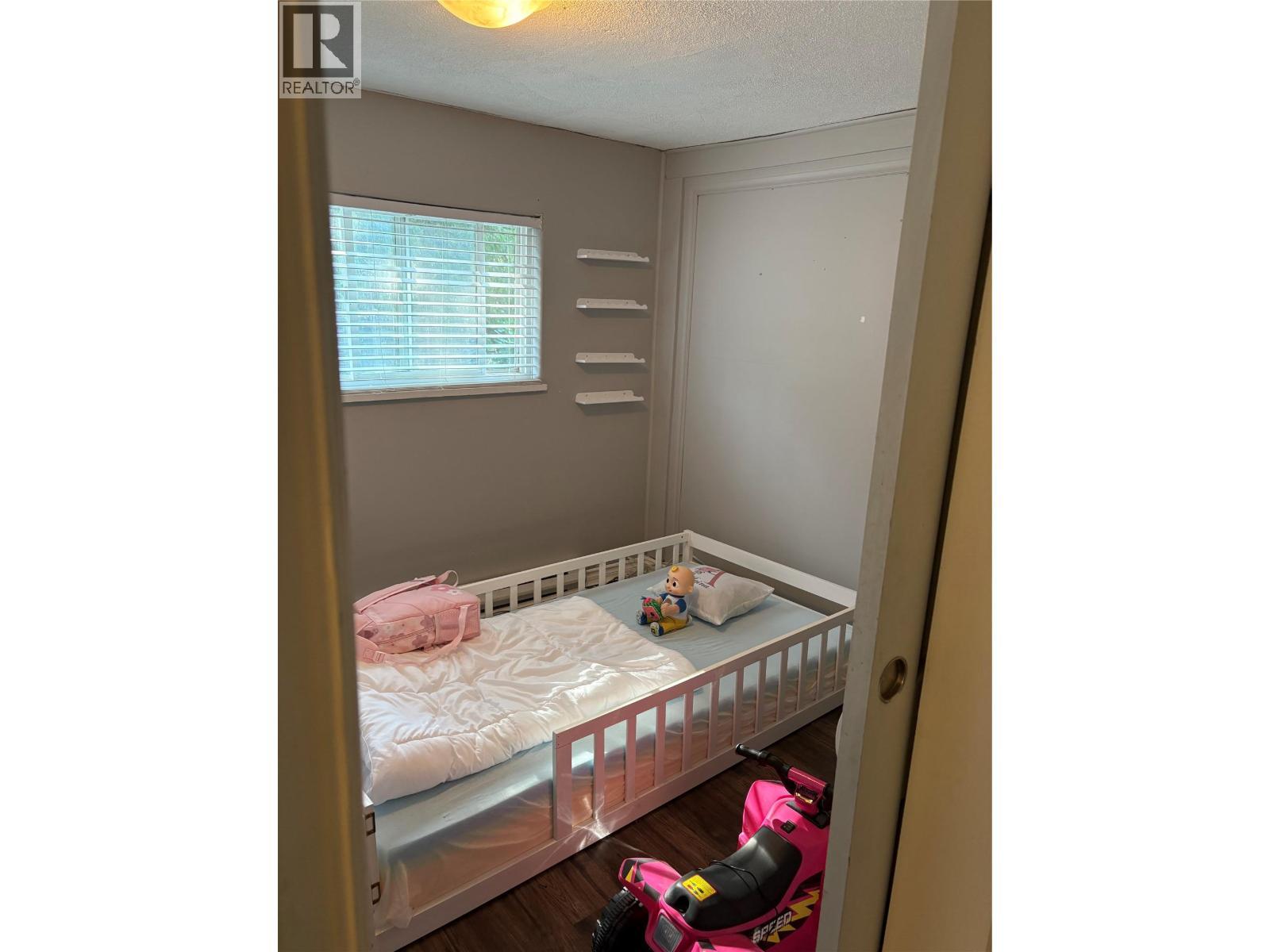 Suite Bedroom - 2675 Fraser Road, Anglemont, BC