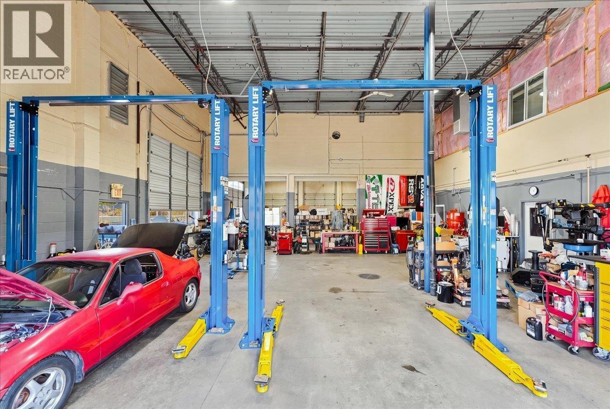 8971 Bridgeport Road, Richmond, BC