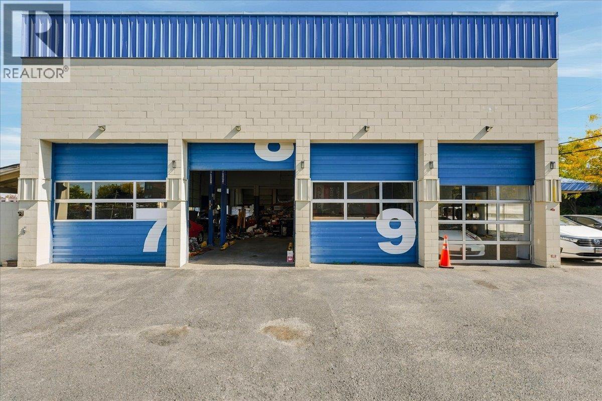 8971 Bridgeport Road, Richmond, BC