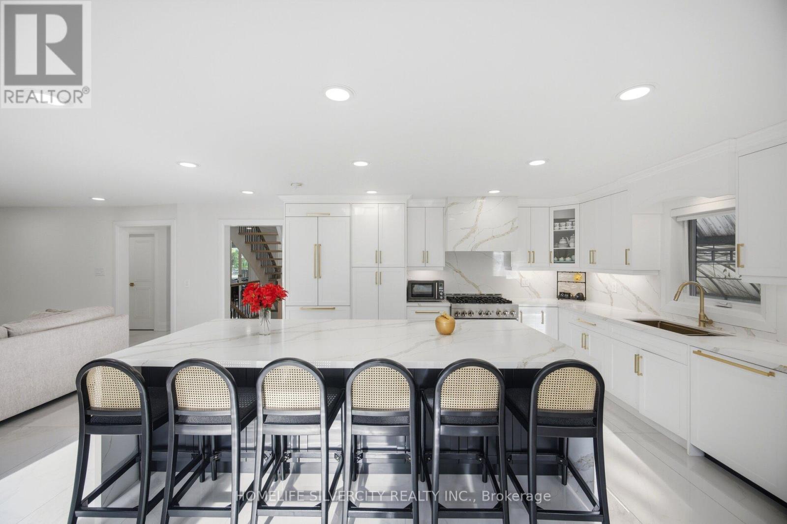 15 Estateview Circle, Brampton, ON