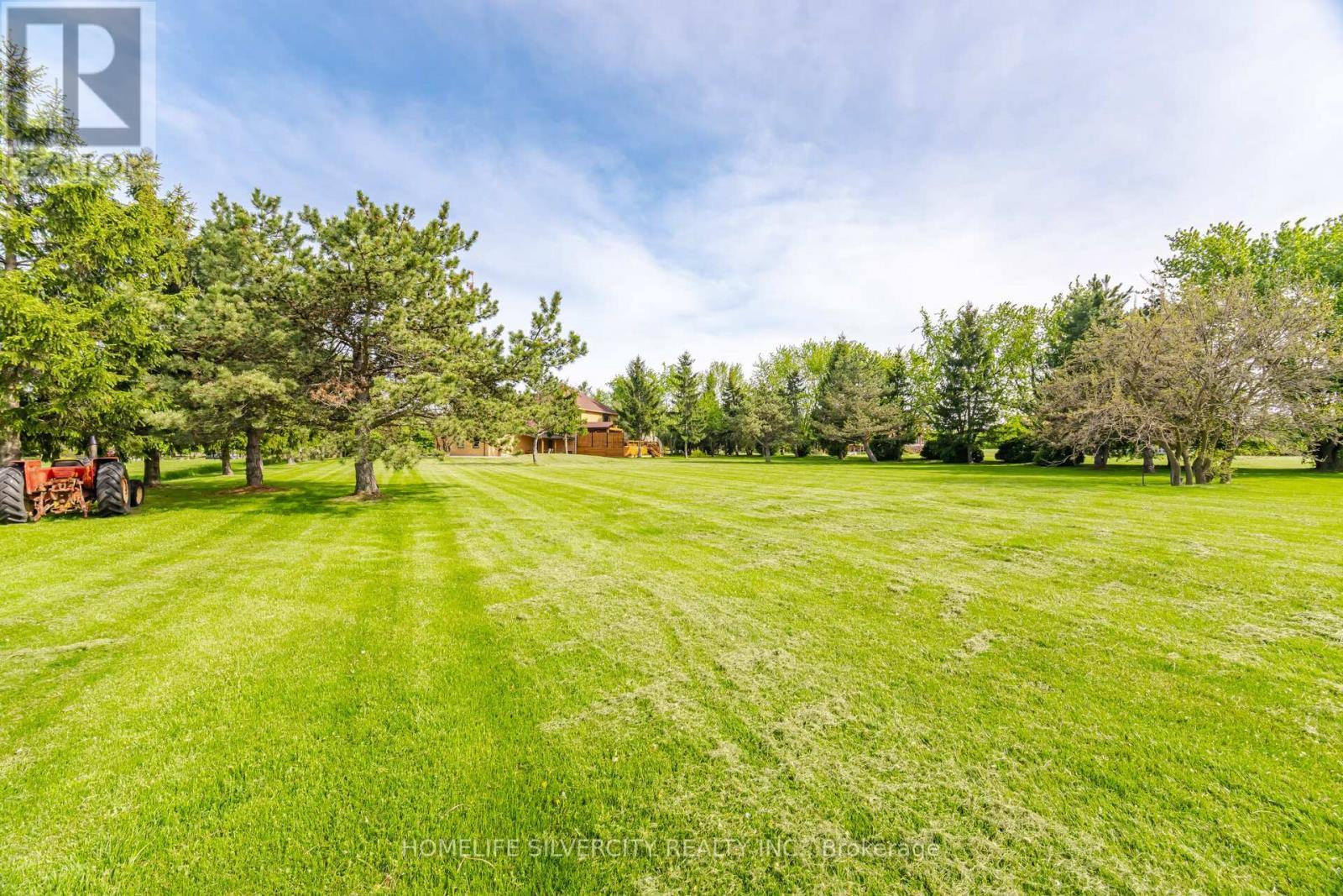 15 Estateview Circle, Brampton, ON