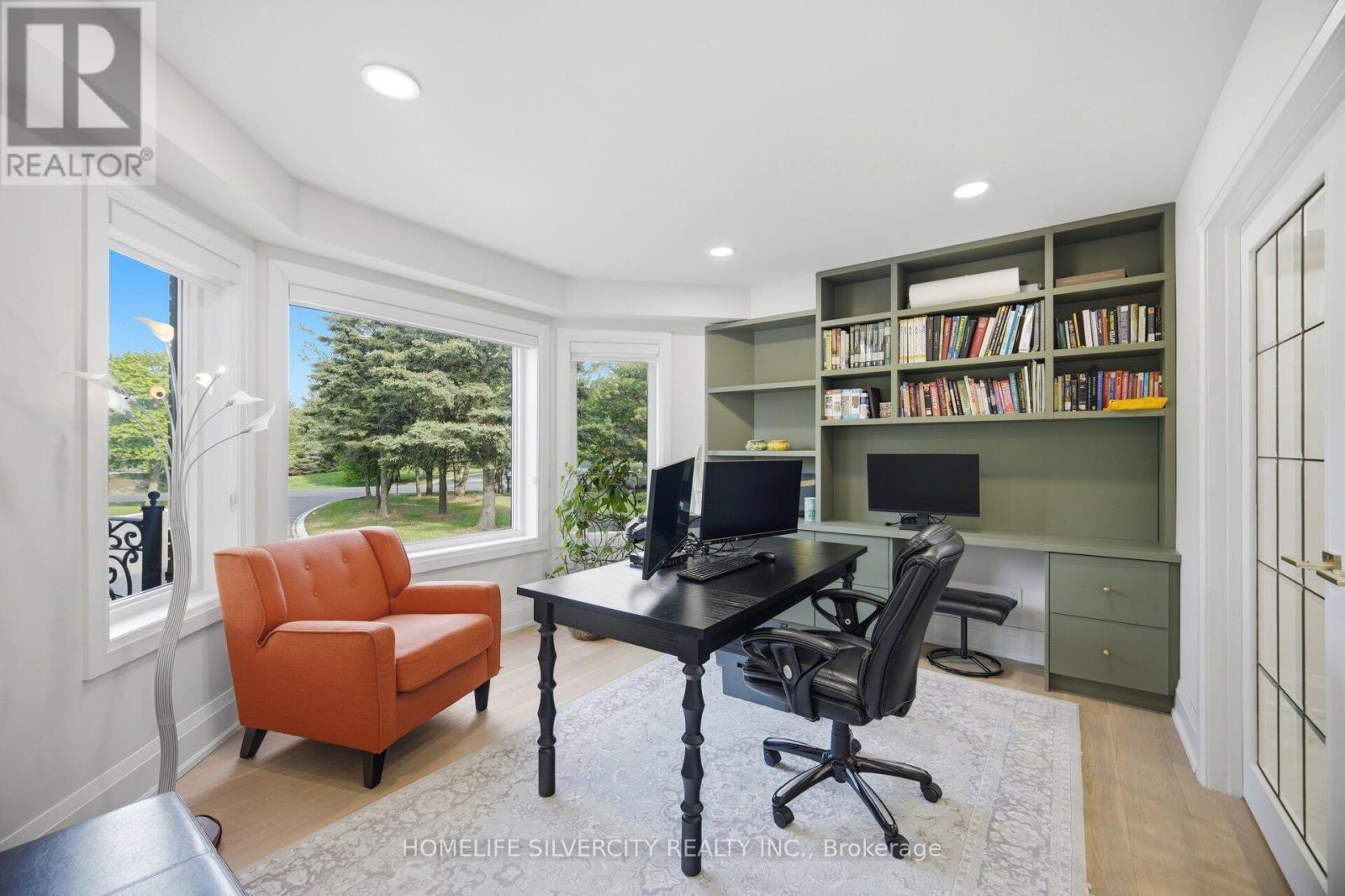 Main Floor Office - 15 Estateview Circle, Brampton, ON