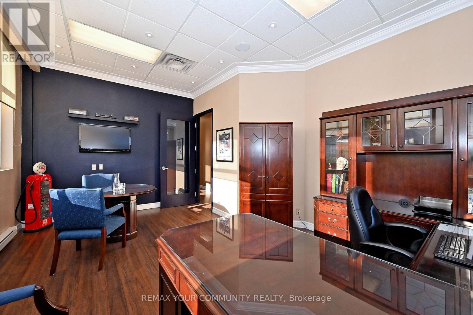 213 - 214 - 8789 Woodbine Avenue, Markham, ON