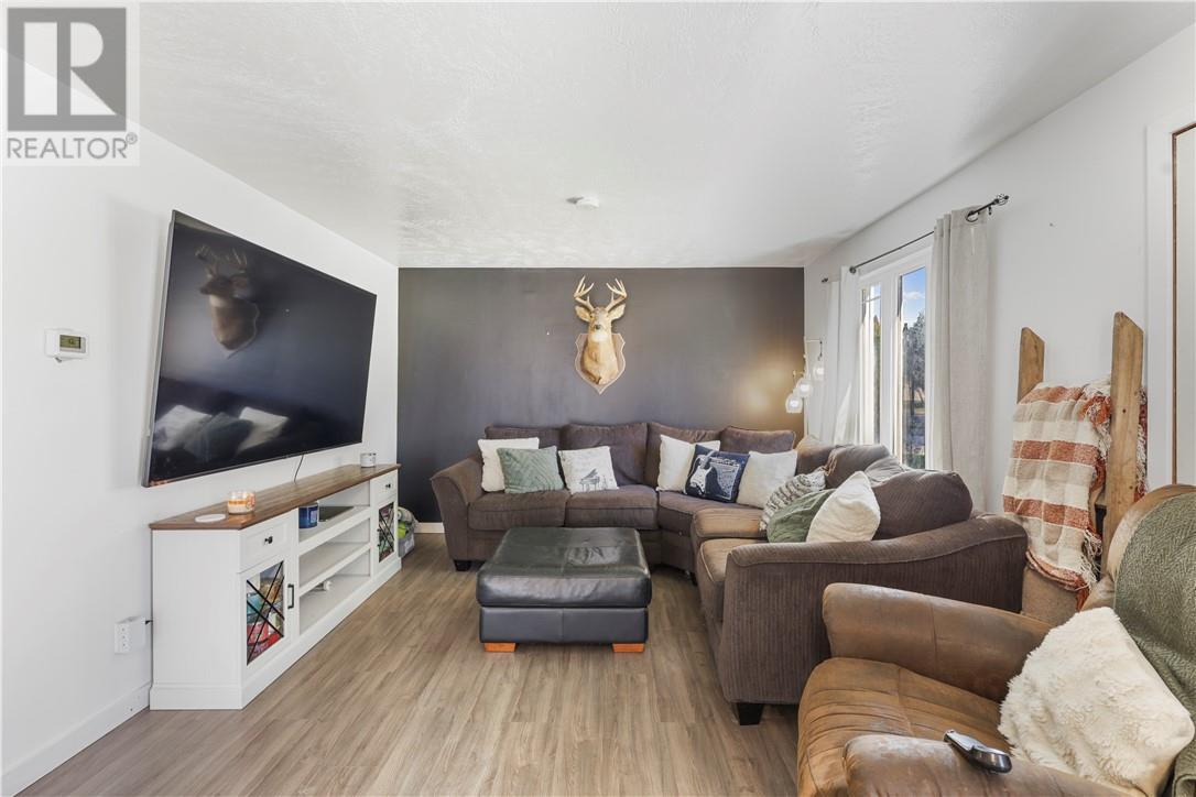 439 Mageau, Sturgeon Falls, ON