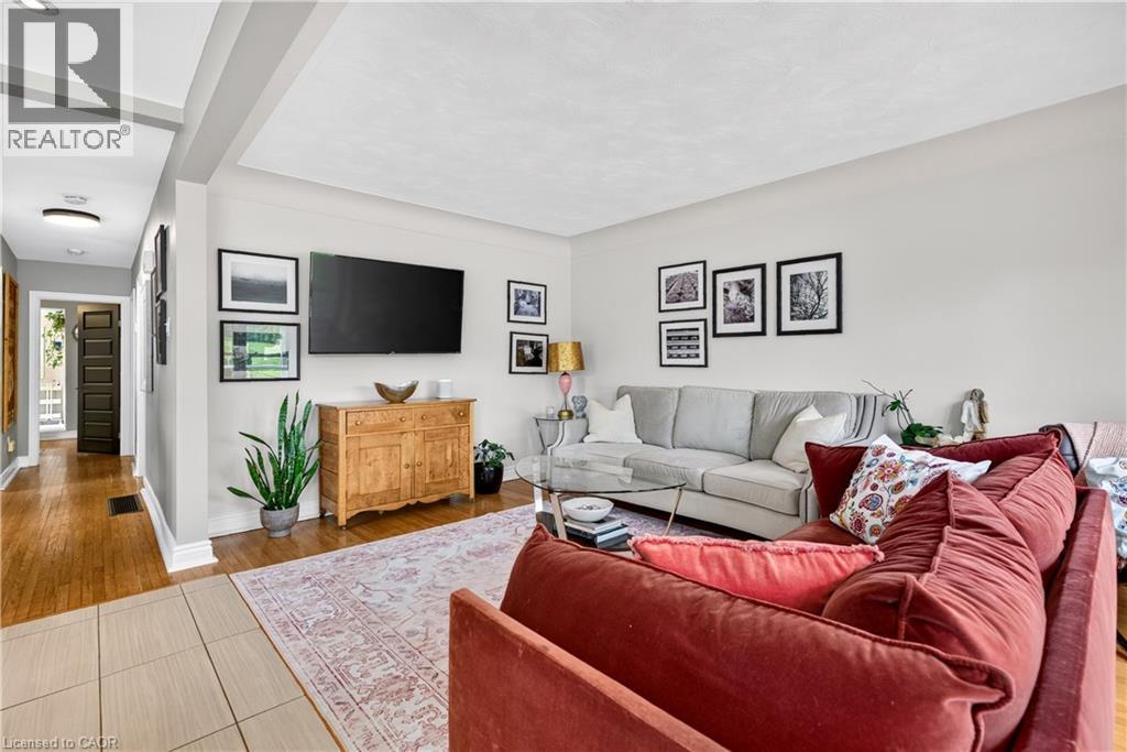 592 Aberdeen Avenue, Hamilton, ON