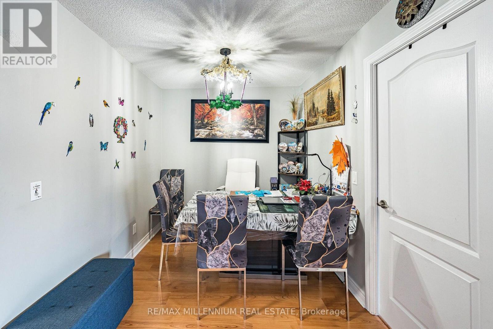 902 - 50 Disera Drive, Vaughan, ON