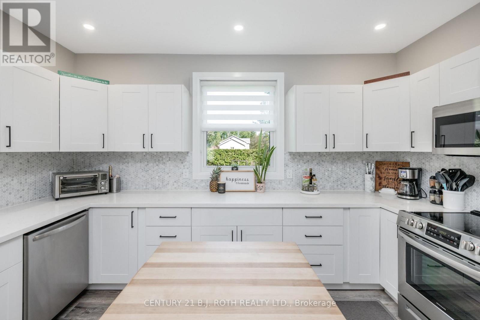 528 First Avenue, Tay, ON
