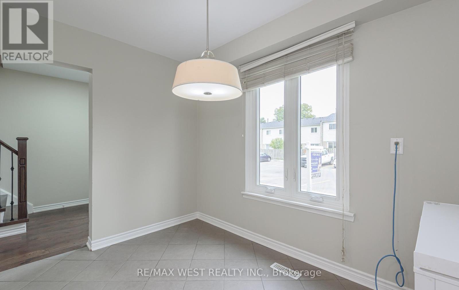 104 - 900 Central Park Drive, Brampton, ON