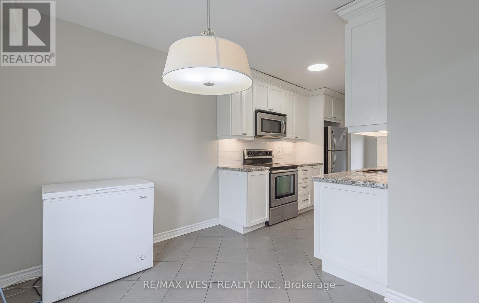 104 - 900 Central Park Drive, Brampton, ON