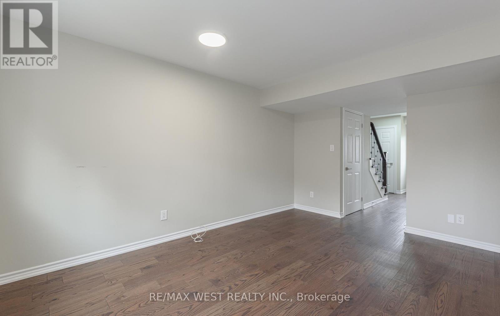 104 - 900 Central Park Drive, Brampton, ON
