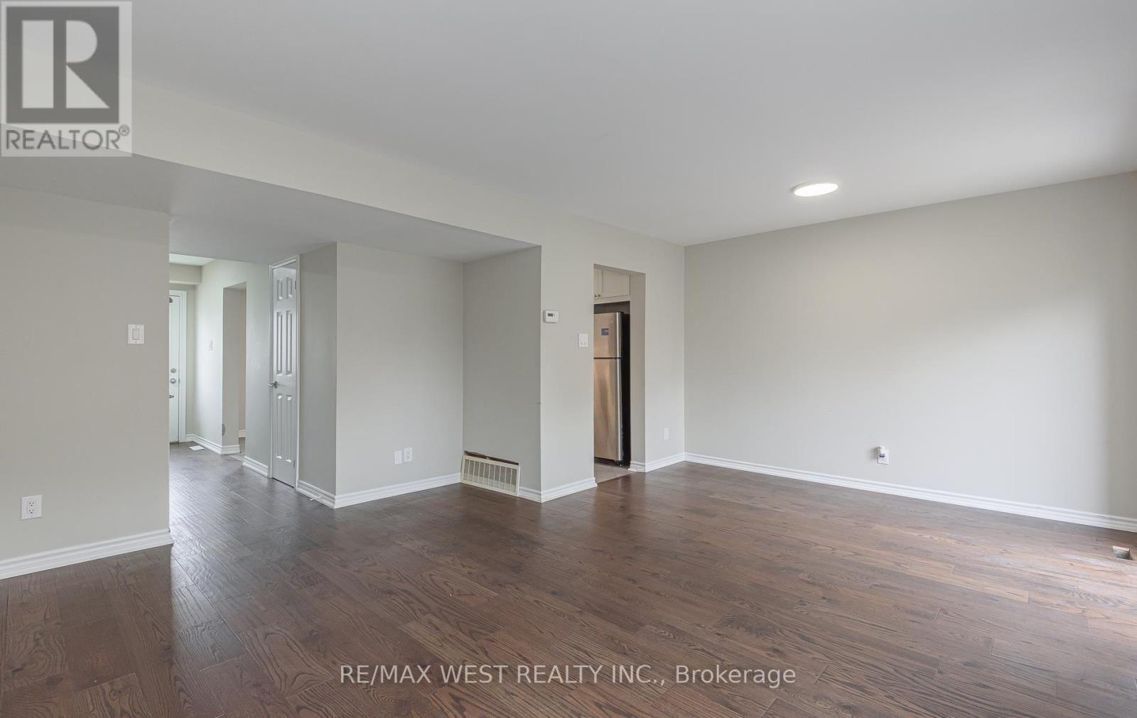 104 - 900 Central Park Drive, Brampton, ON