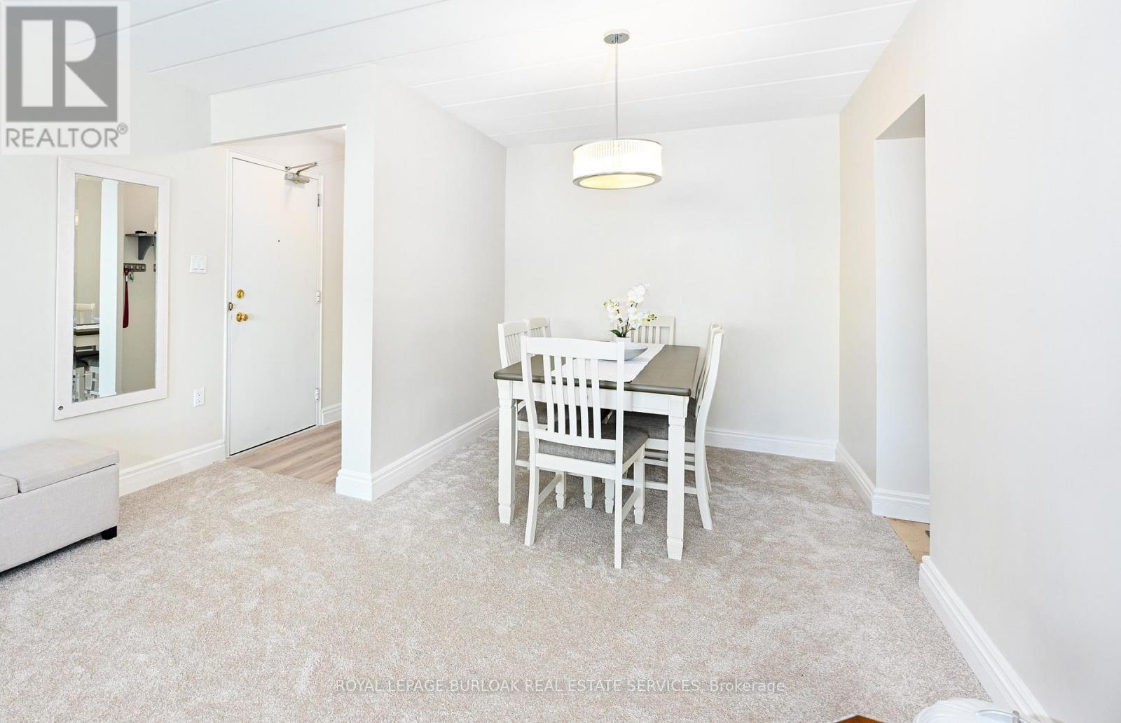 9 - 2422 New Street, Burlington, ON