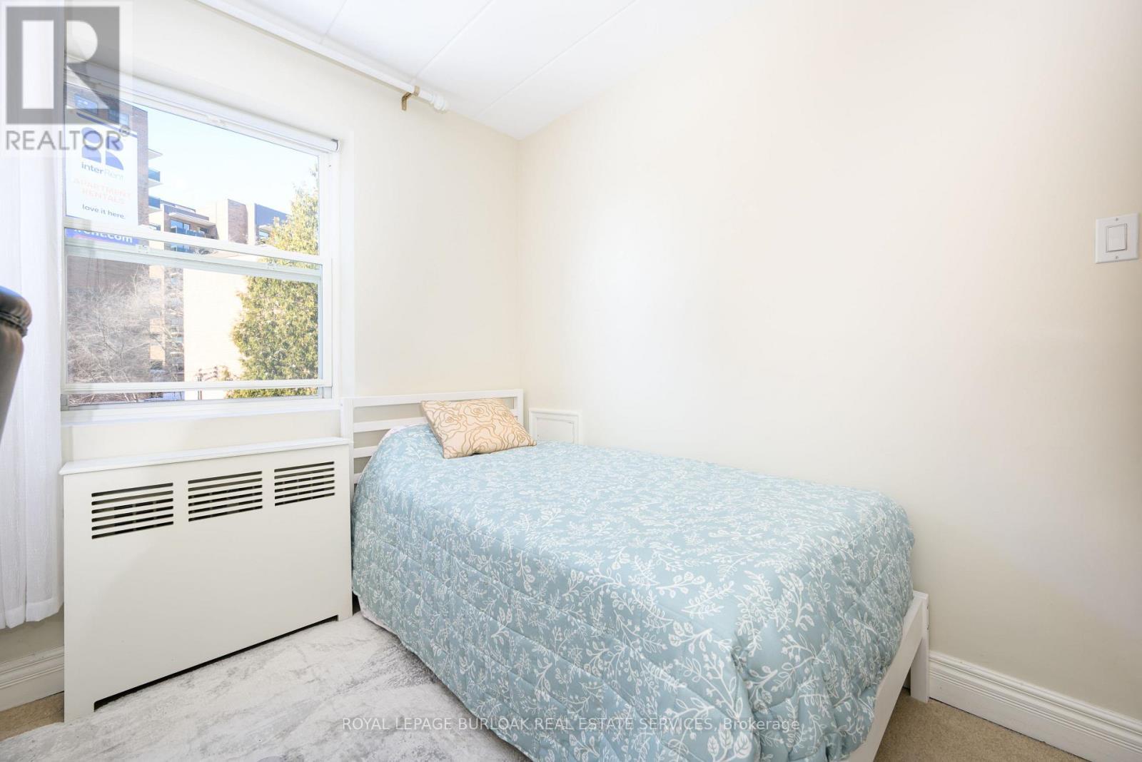 9 - 2422 New Street, Burlington, ON