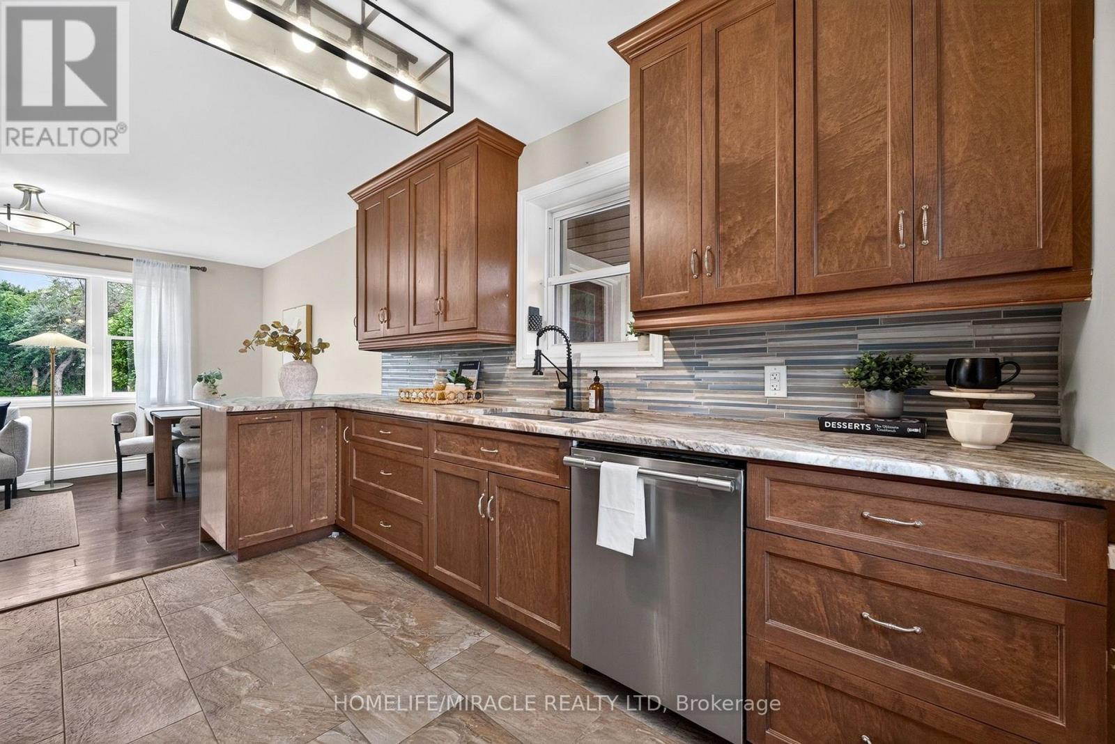 176 Avalon Place, Kitchener, ON