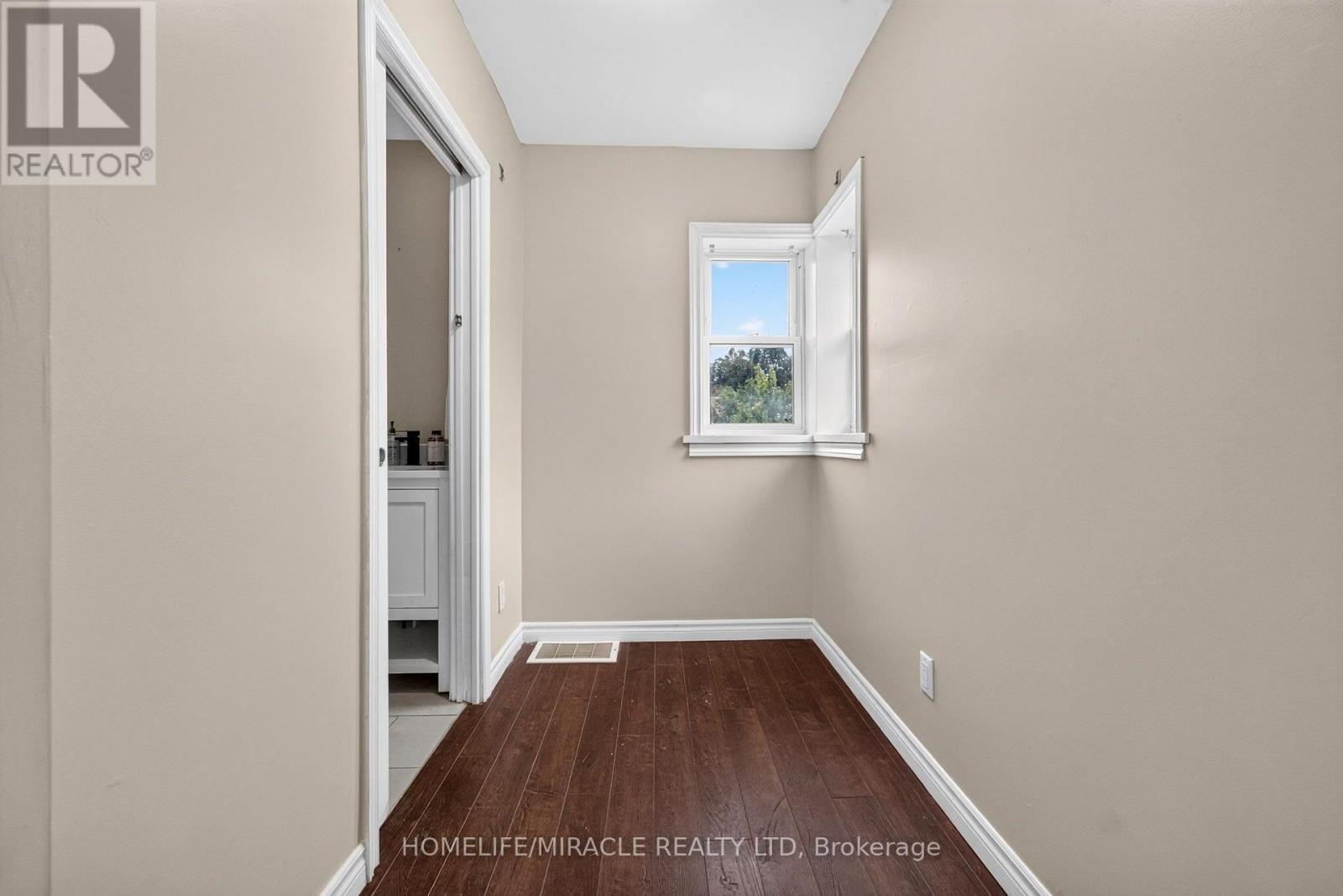 176 Avalon Place, Kitchener, ON