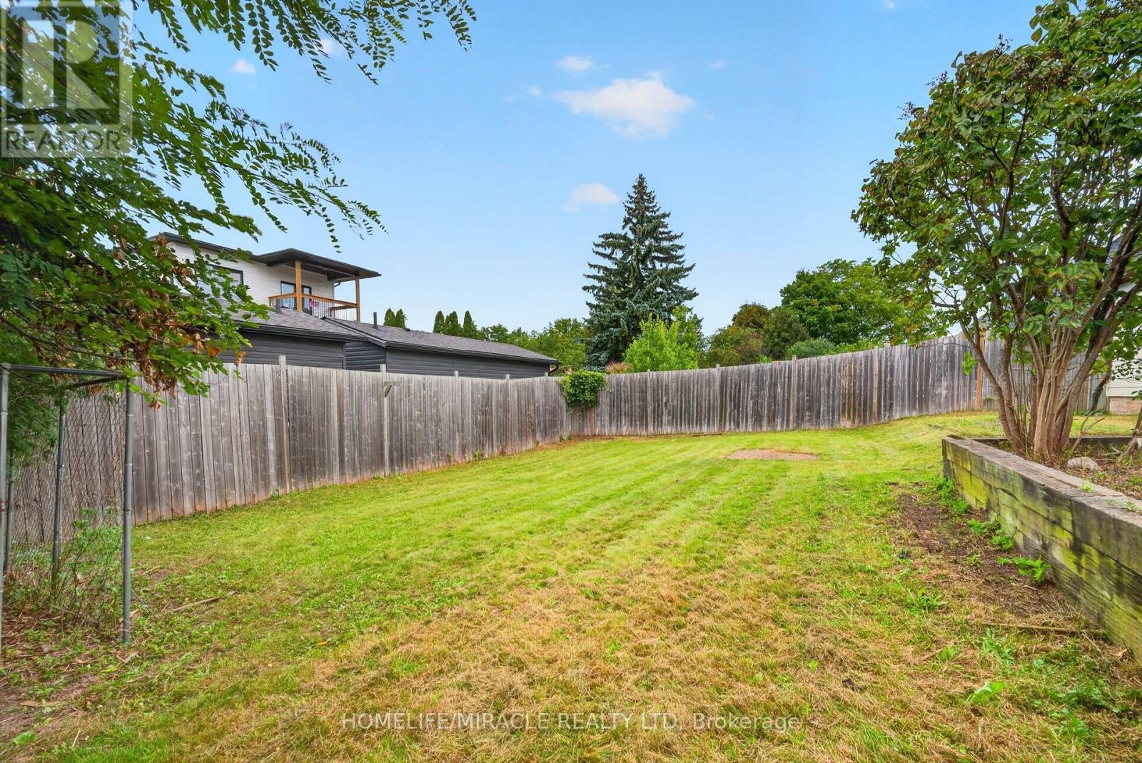 176 Avalon Place, Kitchener, ON