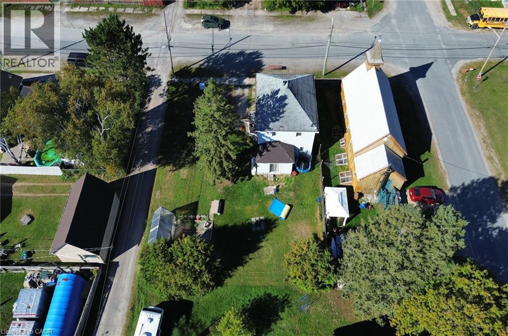 8 Nelson Street, Webbwood, ON