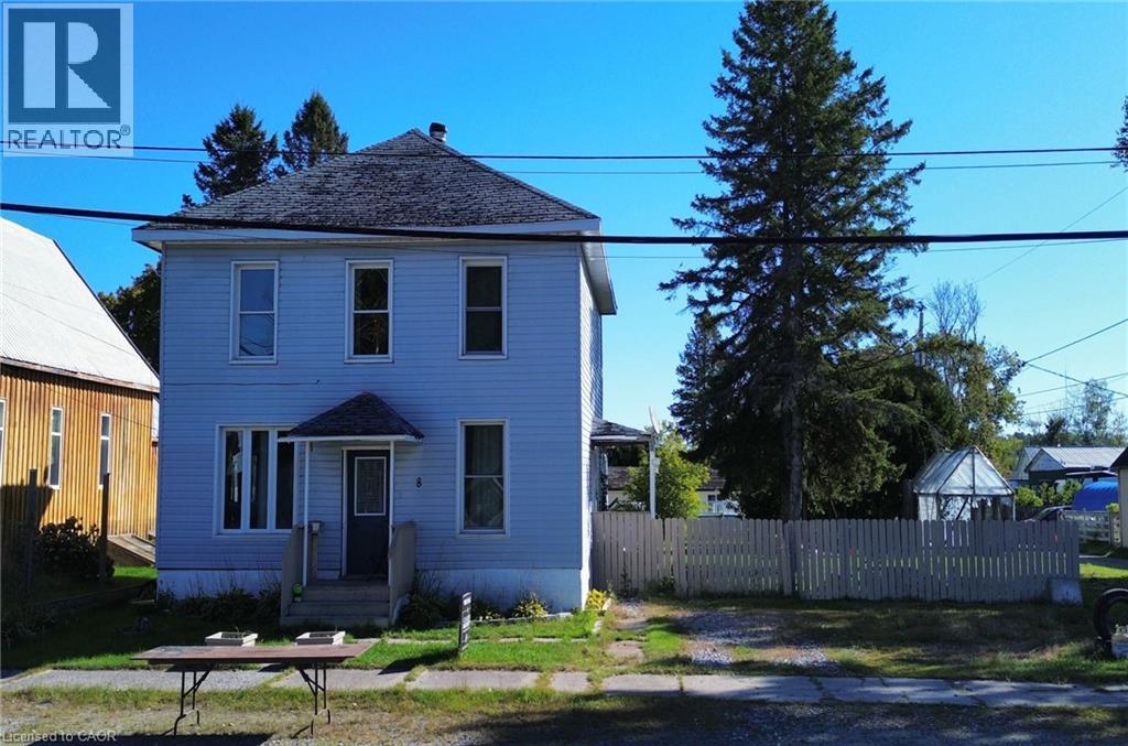 8 Nelson Street, Webbwood, ON