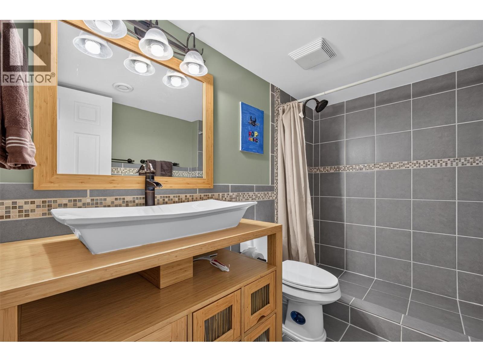 2440 Old Okanagan Highway Unit# 423, West Kelowna, BC