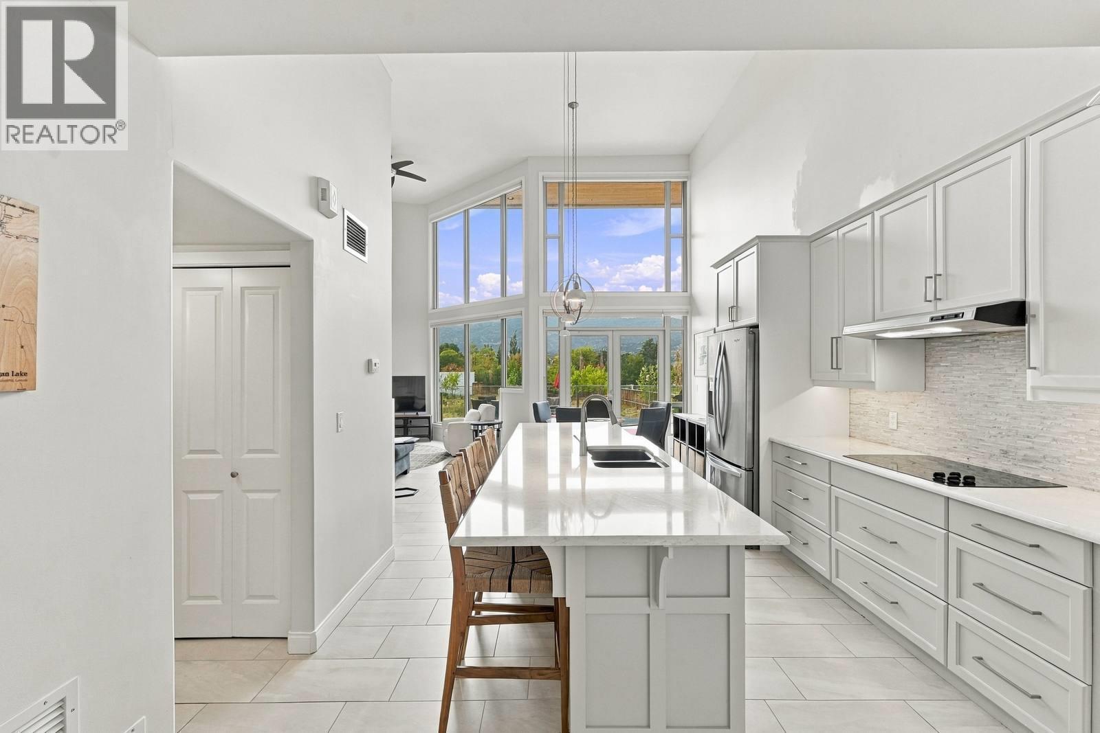 250 Marina Way Unit# 205, Penticton, BC