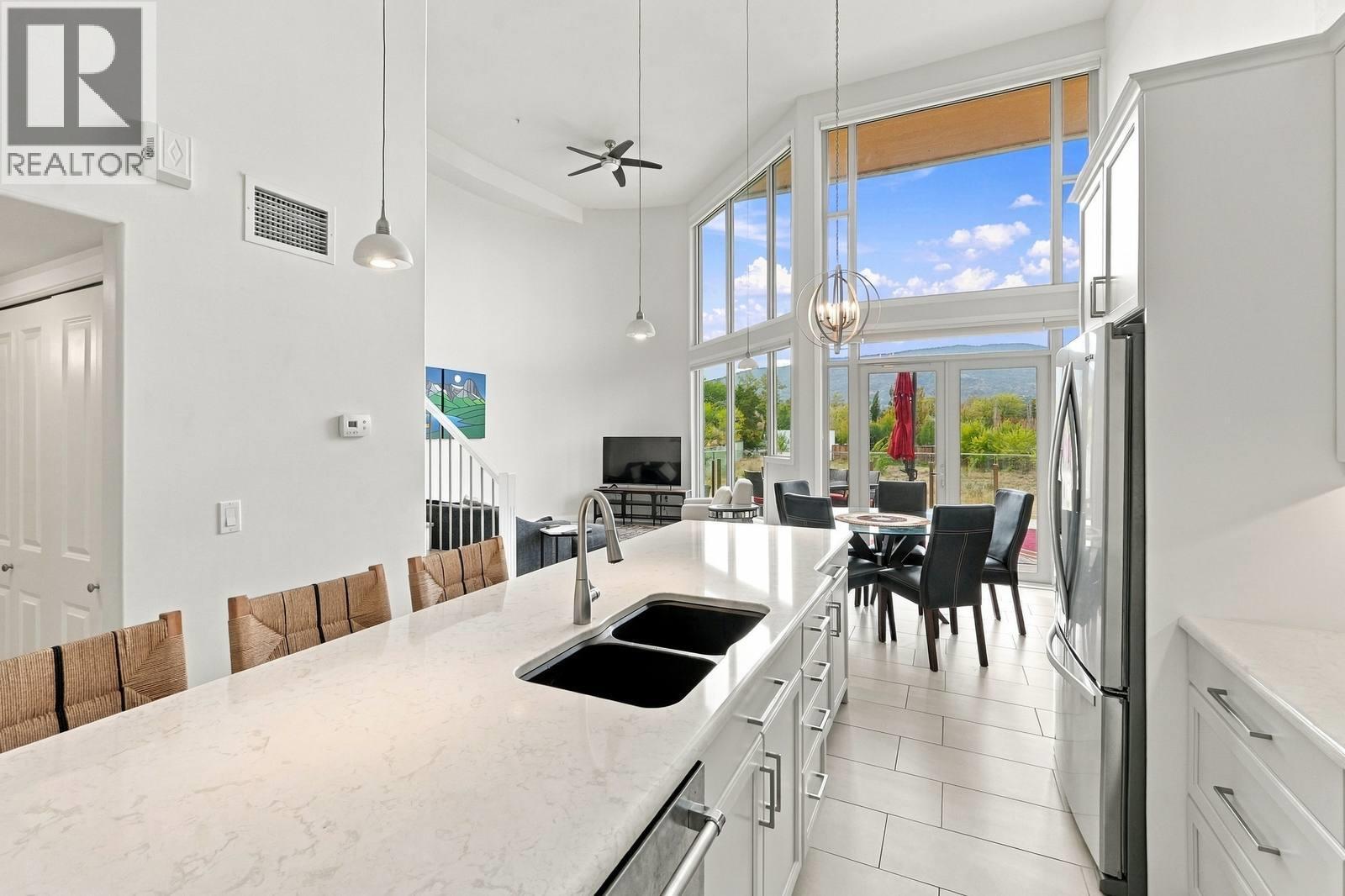 250 Marina Way Unit# 205, Penticton, BC