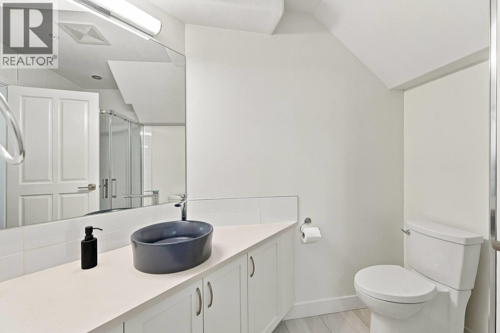250 Marina Way Unit# 205, Penticton, BC